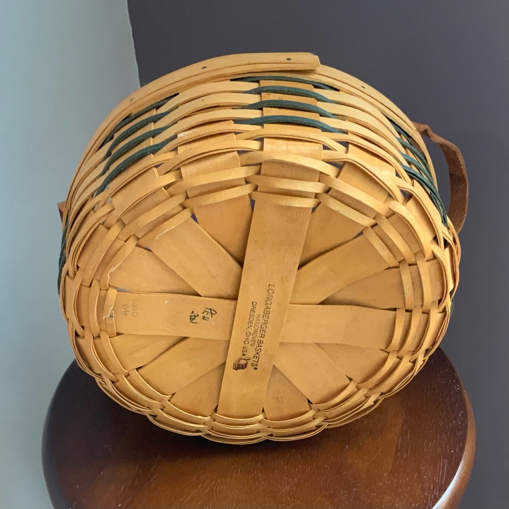 Longaberger Basket 10” Round - Picture 7 of 7